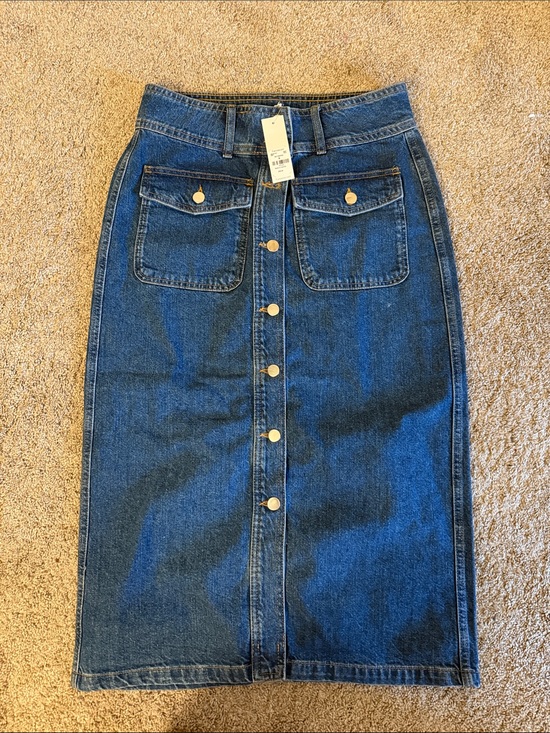 Francesca's Collections Dresses & Skirts - Francesca's Collections Dark Blue Denim Button-Front Midi Skirt